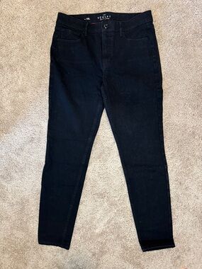 Sculpt Black Women’s Jeans - Slim Fit